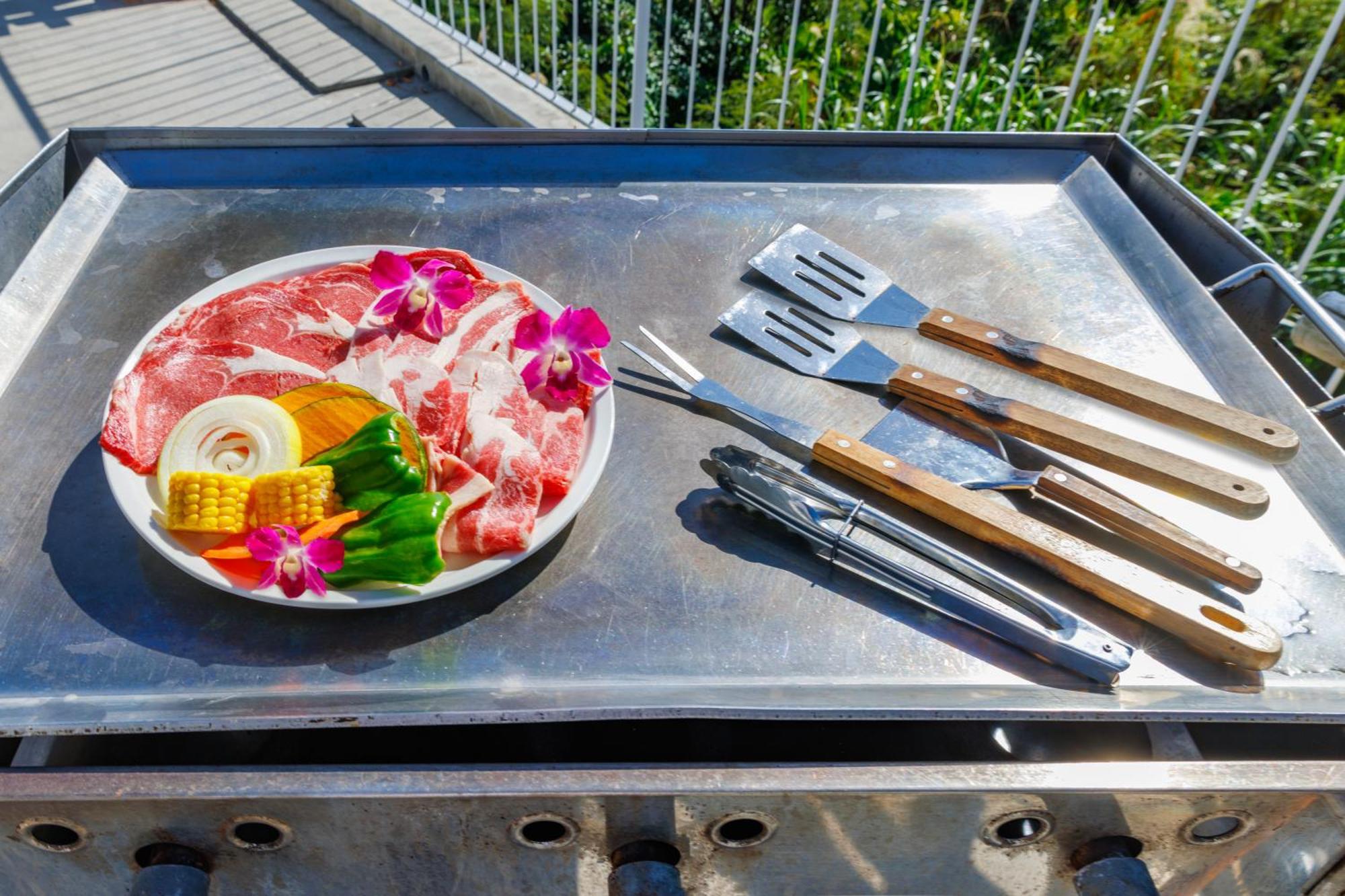 הוילה Yaese 露天風呂付きオーシャンビュー カラオケ付き Bbq可 パーティ利用ok アトリエココ מראה חיצוני תמונה